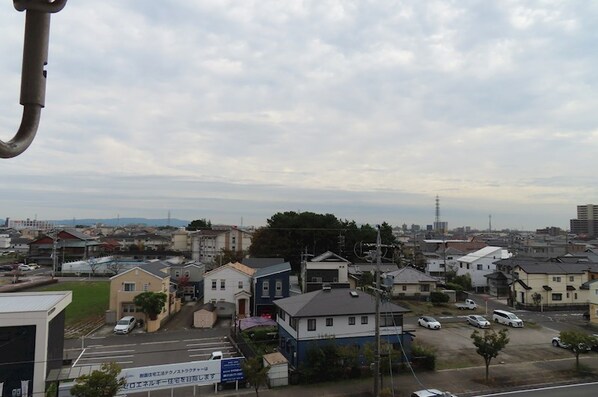 ベルシェ川村の物件内観写真